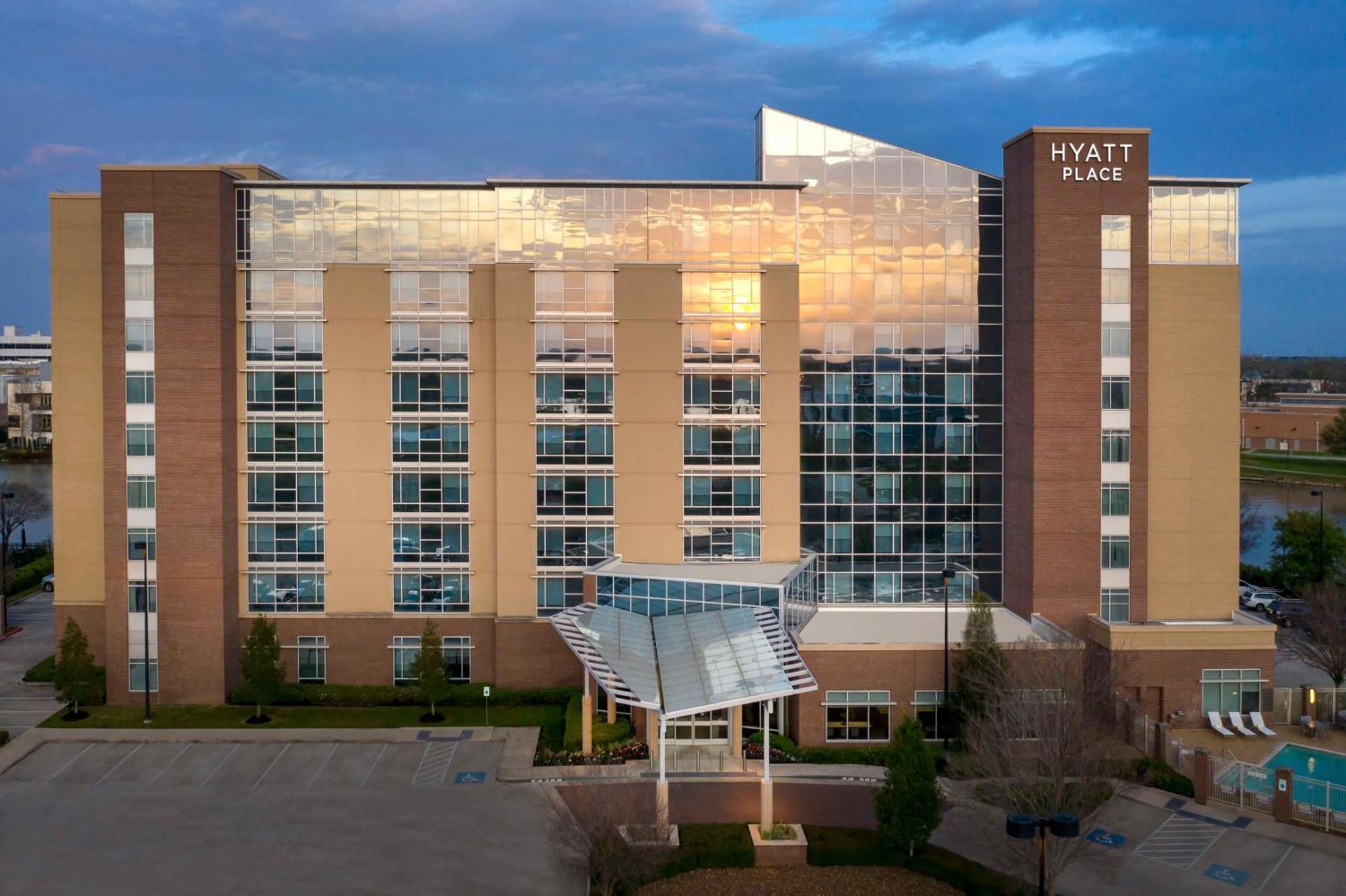 Hyatt Place Sugar Land Exterior photo